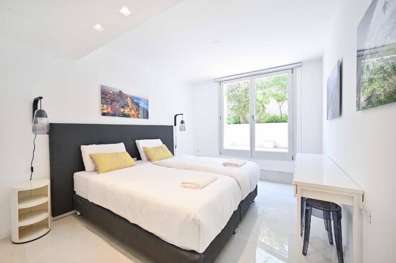 Heaven Garden 3BR in Neve Tsedek by HolyGuest - image 5