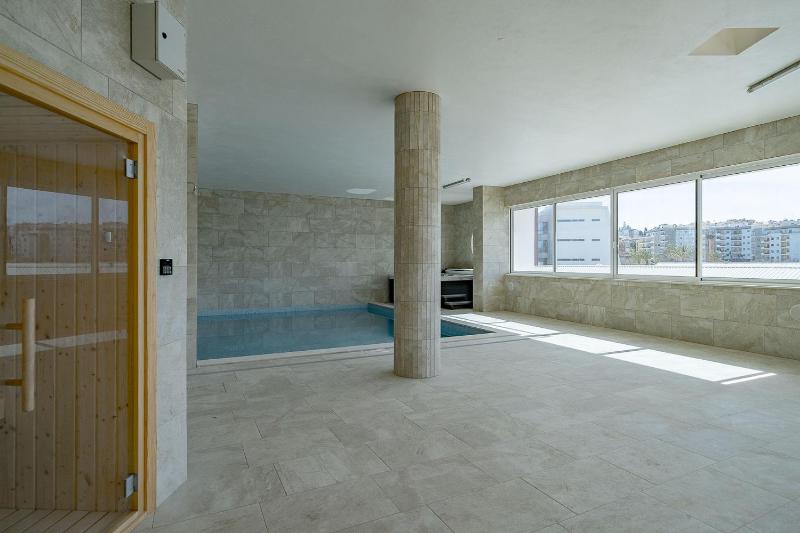Lagos Marina View 4 With Pool by Homing - image 17