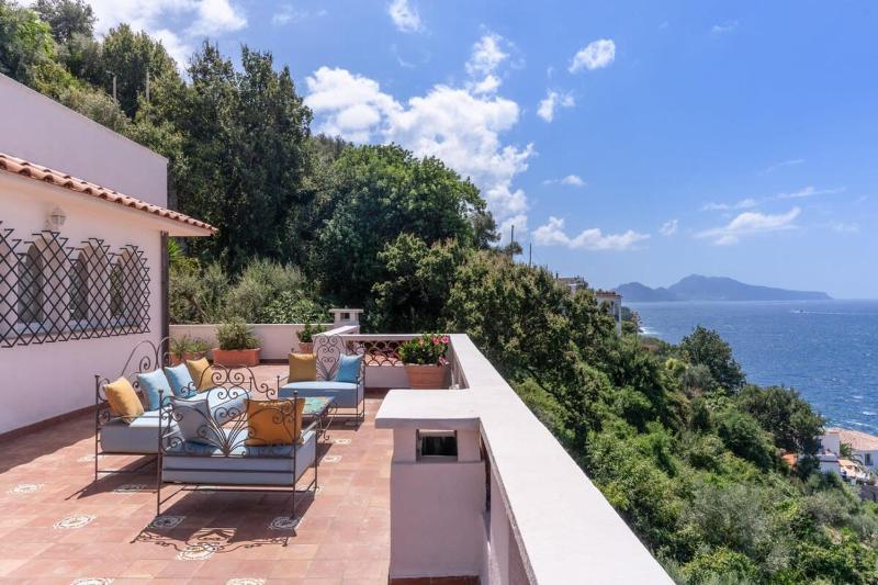 Villa Dafne Gulf Views Pool and Guest Services by Feeling Italy - image 20