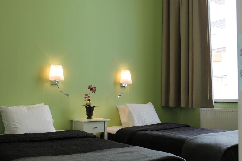 One-Bedroom Apartment image 1