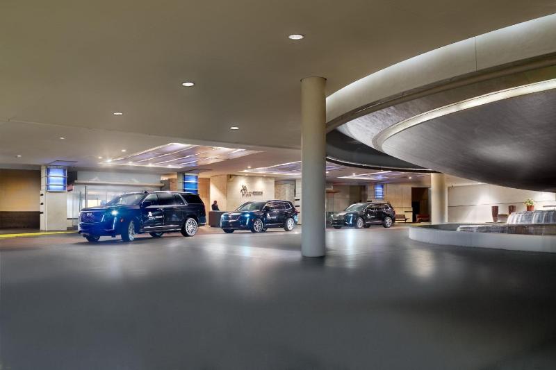 Atlanta Marriott Marquis - image 39
