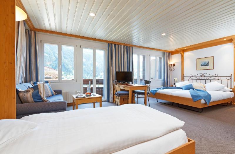 Double Room Comfort Plus with Sitting Corner and Balcony image 3