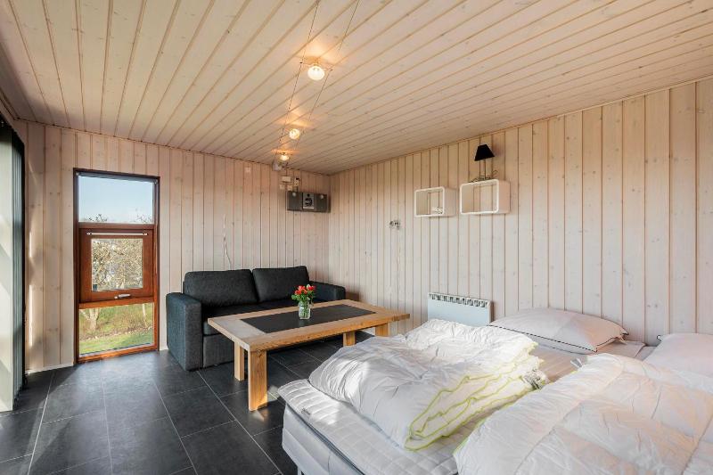 Spacious Holiday Home Near Ebeltoft Ideal For 10 People - image 6