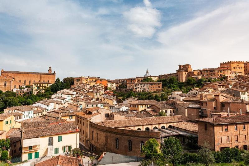 Standard Single Room with City View image 1