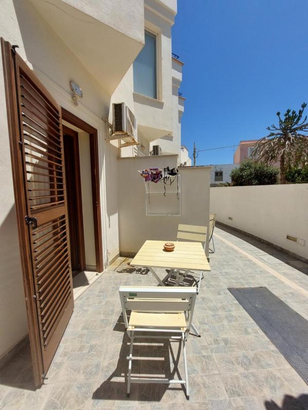 Standard Double Room image 3