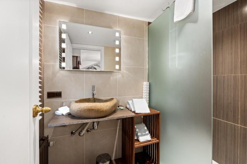 Business Double Room image 2
