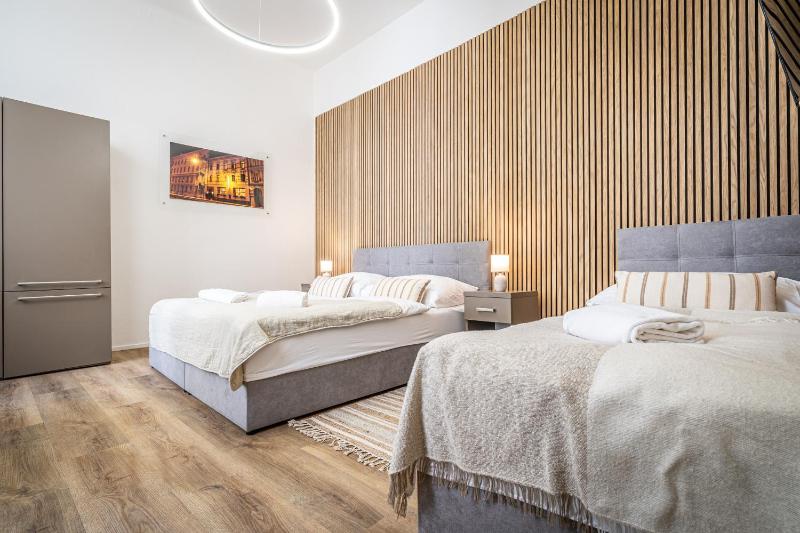 Suite 4+0 image 4