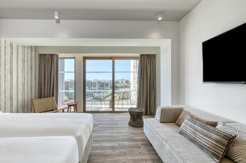 Superior Double Room image 1