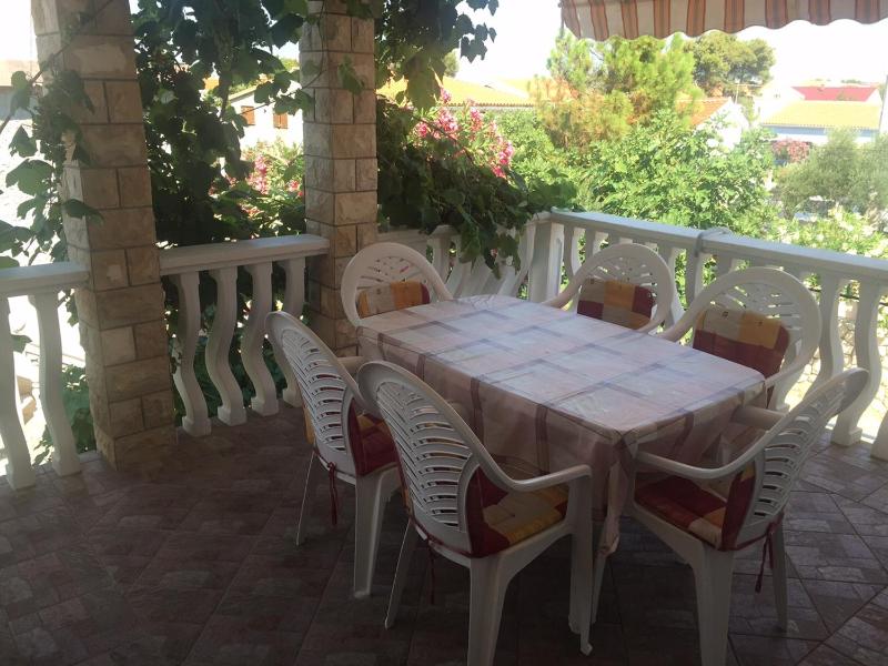 Apartment Krmpotić - image 31