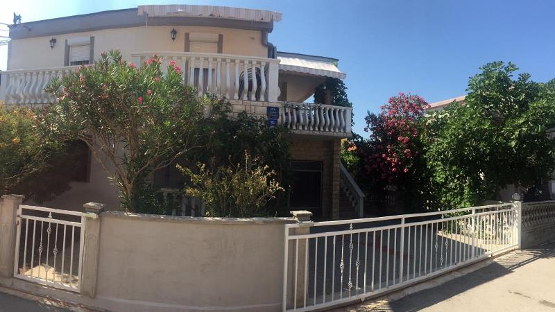 Apartment Krmpotić - image 24