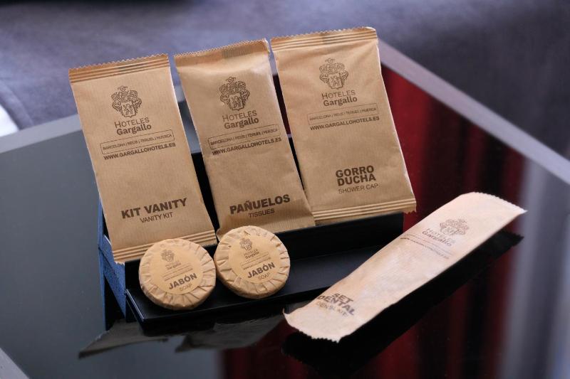 Double or Twin Room image 2