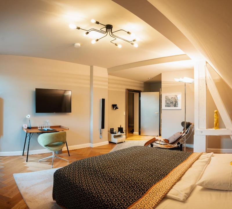 Superior Suite image 4