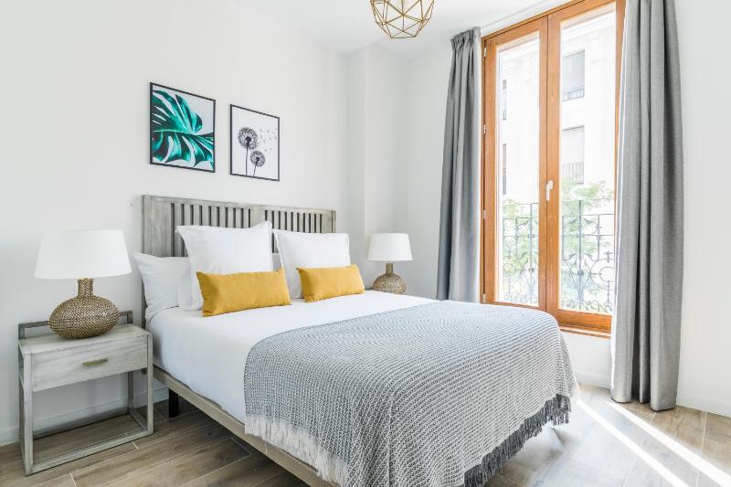 Deluxe Apartment image 1