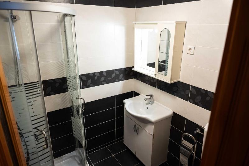 Double Room image 2
