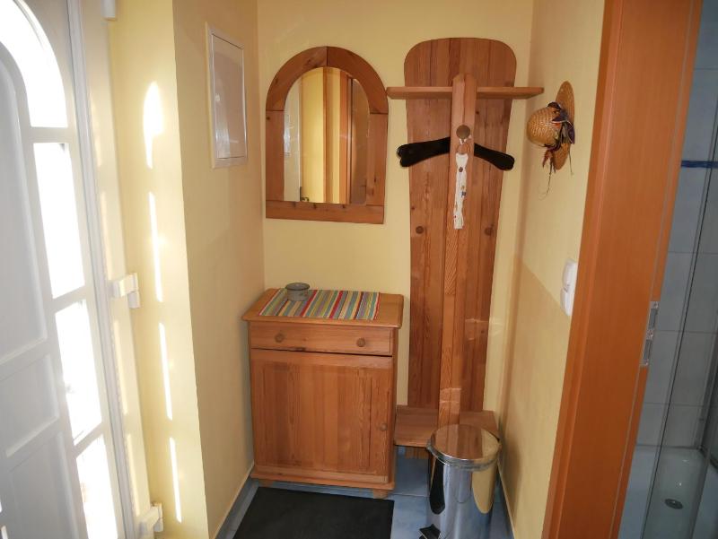 Ferienwohnung Leuchtturm mit Terrasse und Grill - image 3