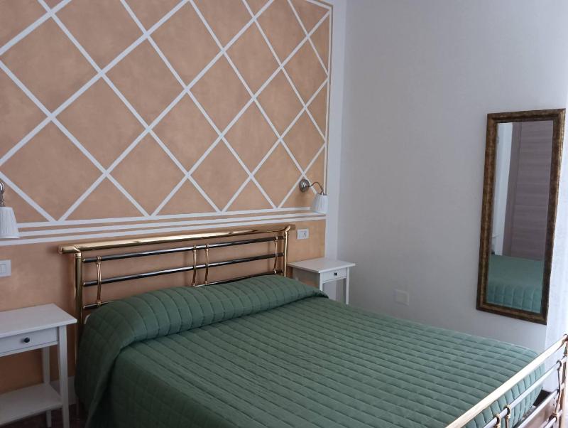 Comfort Triple Room with Shower image 1