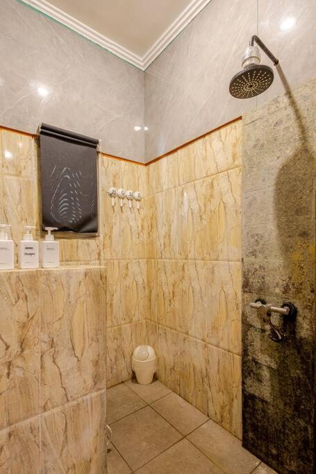 Kubu Guest House - image 28