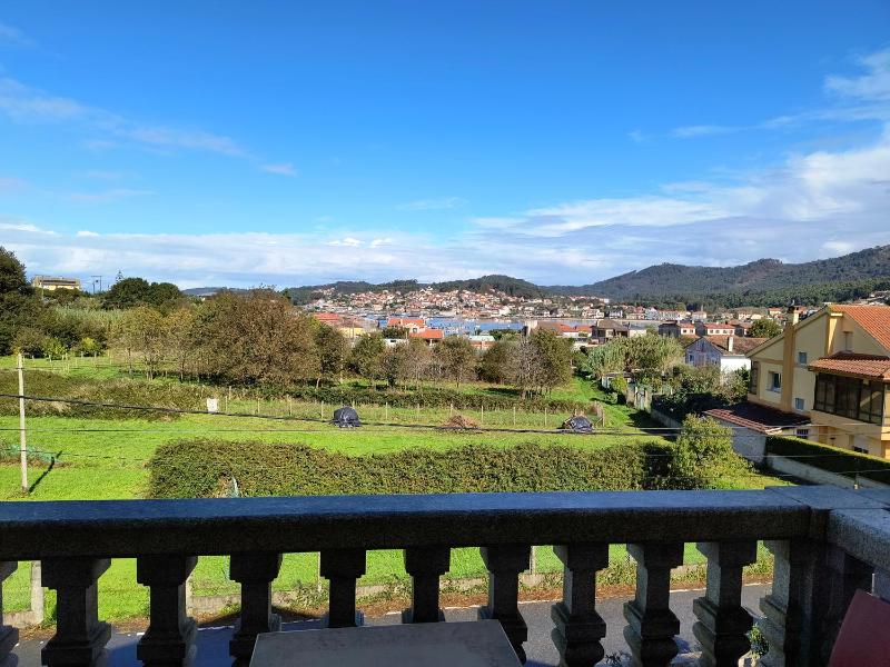 Two-Bedroom Apartment with Balcony and Sea View image 1