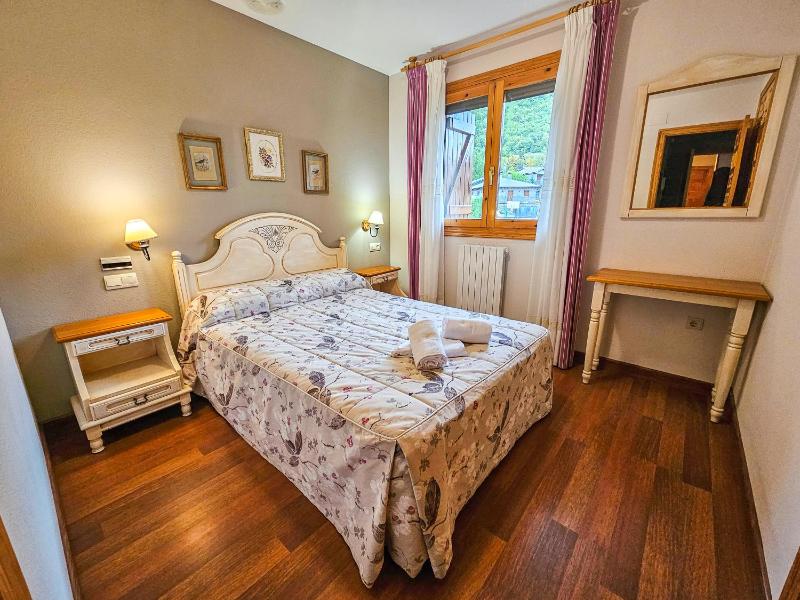 Two-Bedroom Apartment image 4
