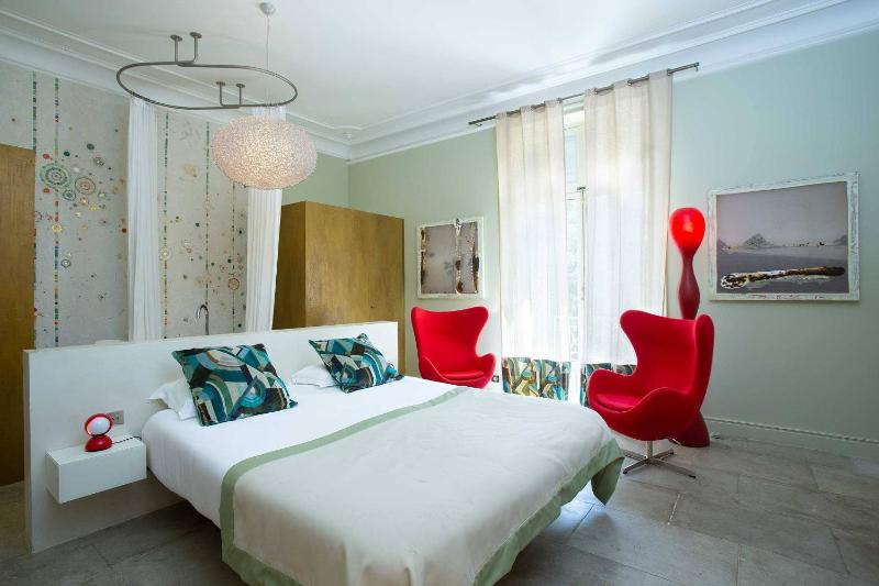 Junior Suite Augustin Coste image 3