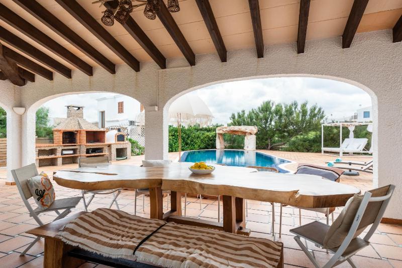 kistine 5 bedroom villa cala morell - image 16