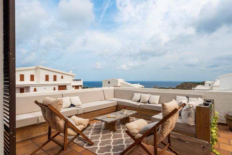 kistine 5 bedroom villa cala morell - image 8