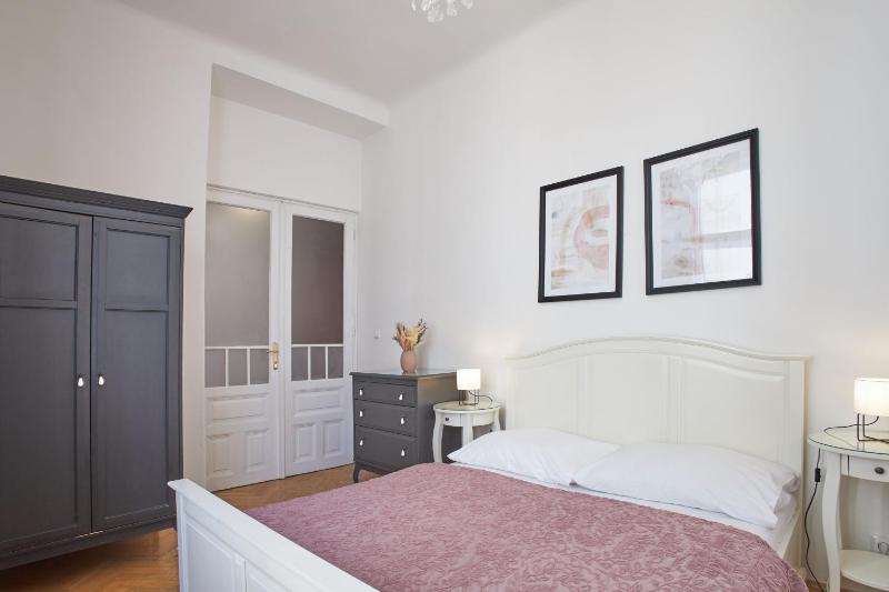 Charles Bridge Premium Residence - image 2