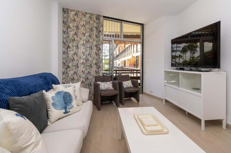 Santa Amalia 1 - Three Bed - image 25