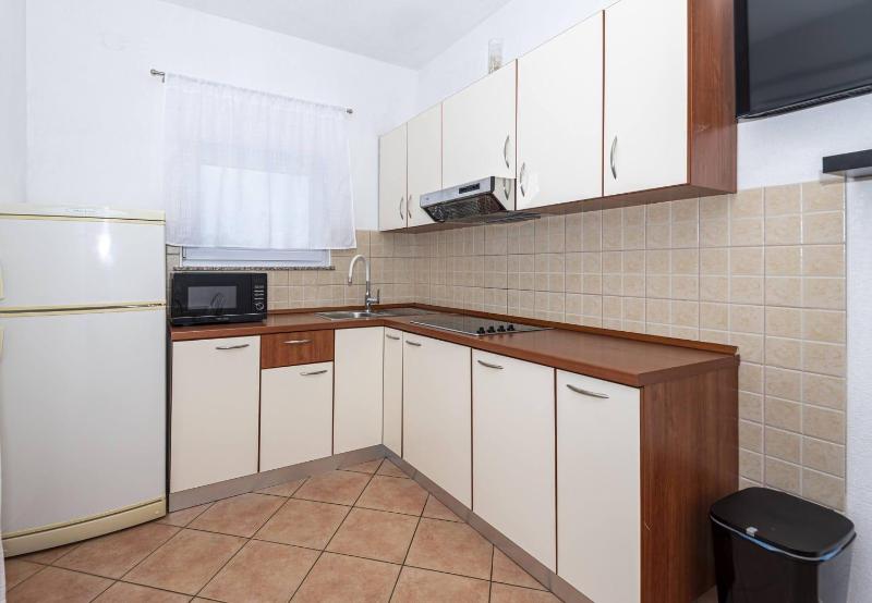 Vila Murvica - image 10
