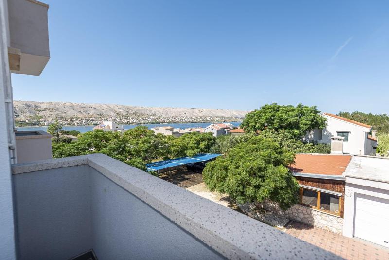 Two-Bedroom Apartment with Balcony image 2