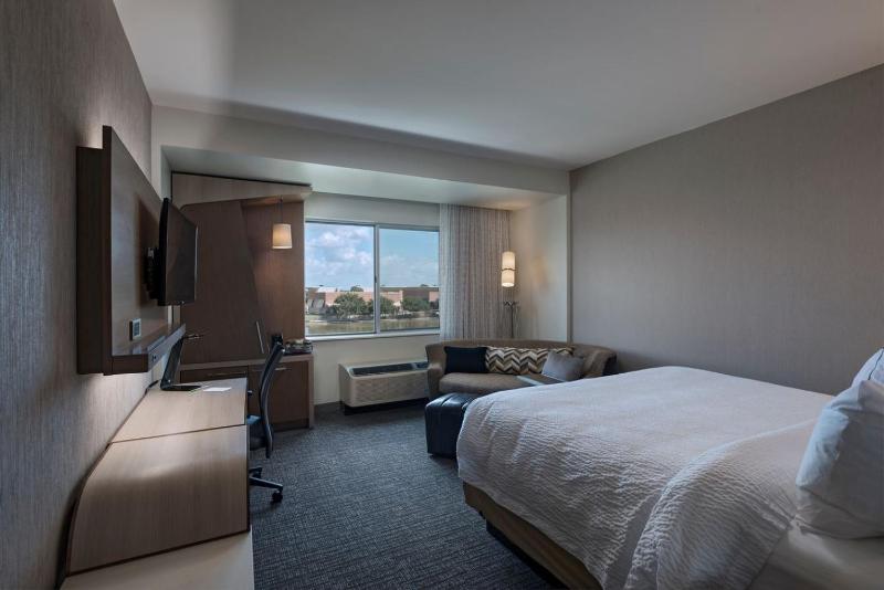 Deluxe Single Room image 3
