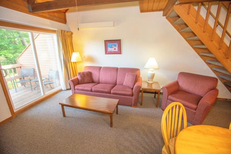 One-Bedroom Apartment image 3