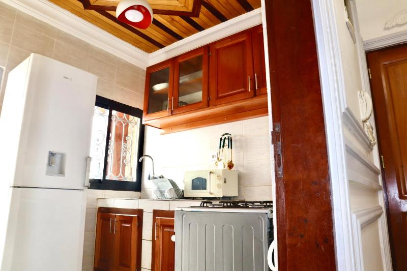 Appartement 2 et 1 chambres salon balcon canal sat wifi Netflix parking gardien 24 sur 24 - image 3