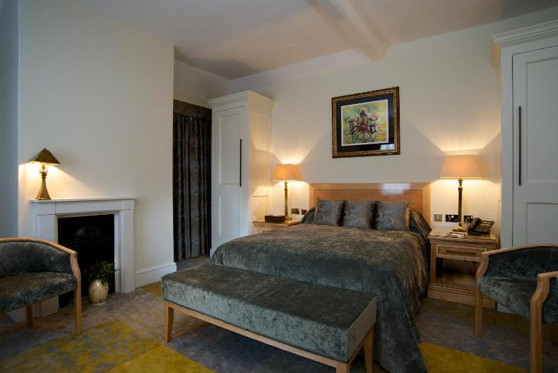 Superior King Room image 1