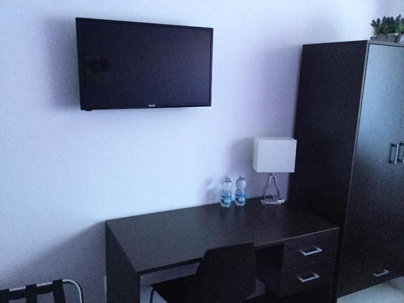 Domus Corso Umberto 18 B&B - image 18
