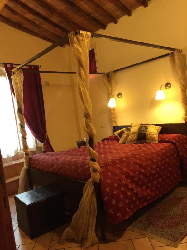 Comfort Double Room with Balcony image 4
