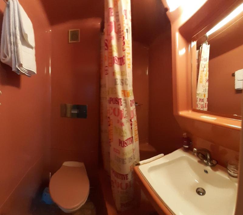 Single Room image 3