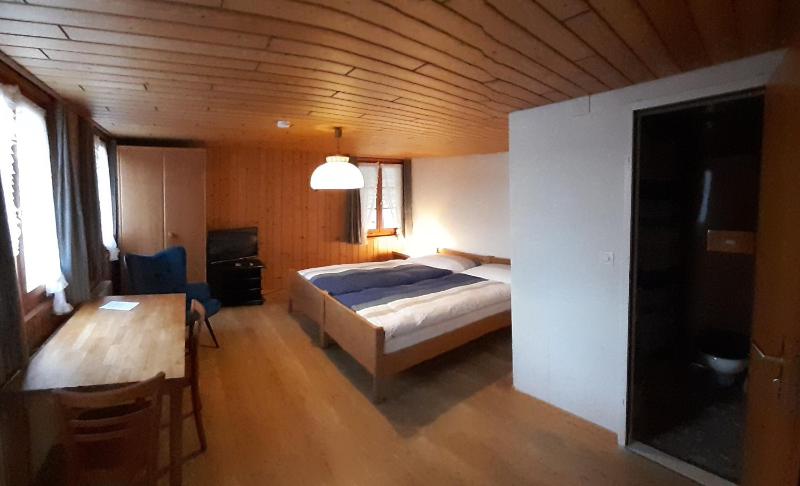 Twin Room image 1
