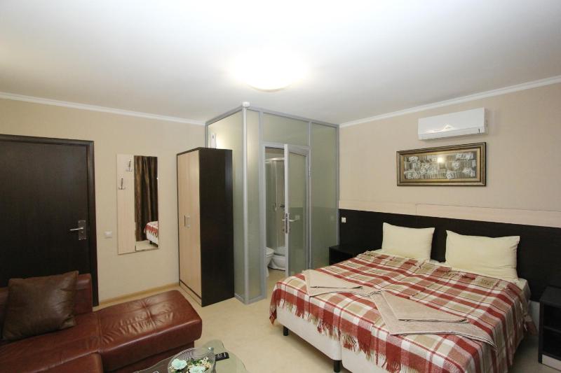 Suite image 3