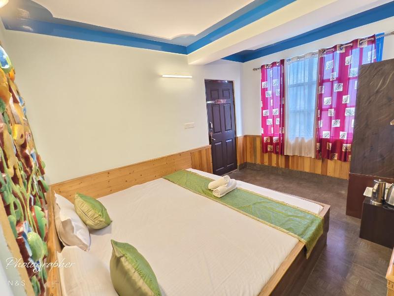Hotel Kanchan Norbu - image 1
