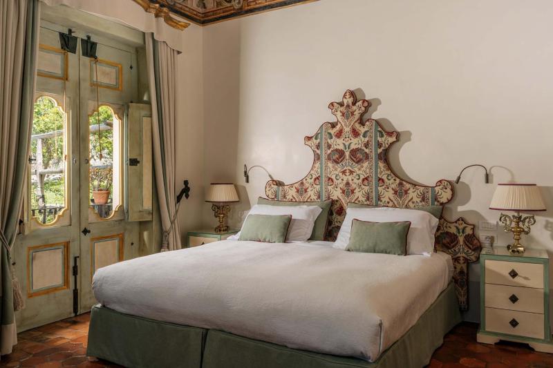 Amore Rentals - Palazzo Santa Croce - image 2