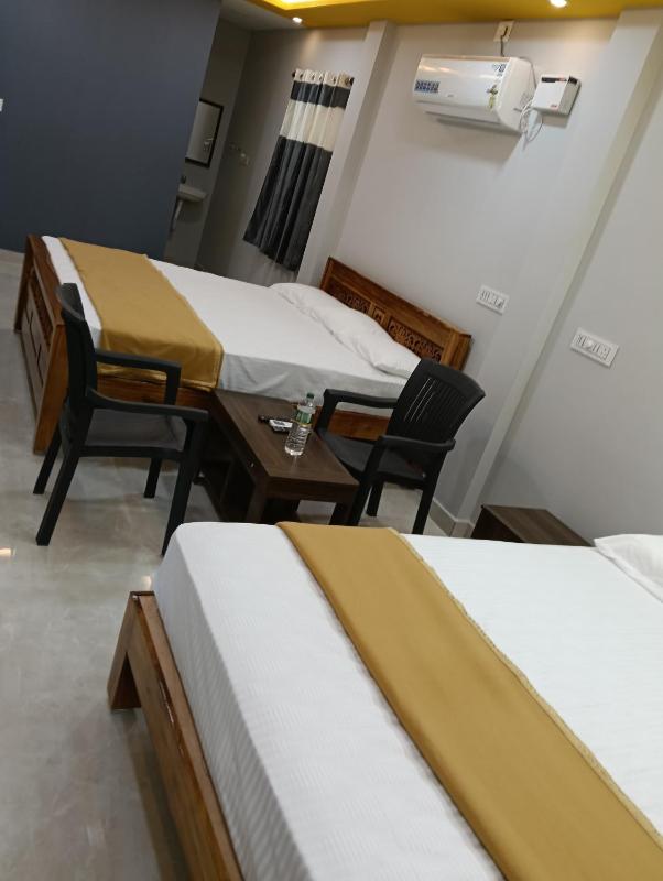 Shiva Ramana Home Stay - image 5