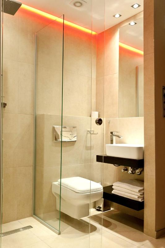 Comfort Single Room image 3