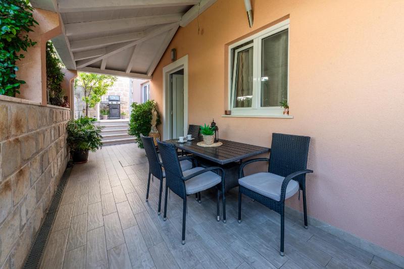 Vacation House Cavtat - image 10