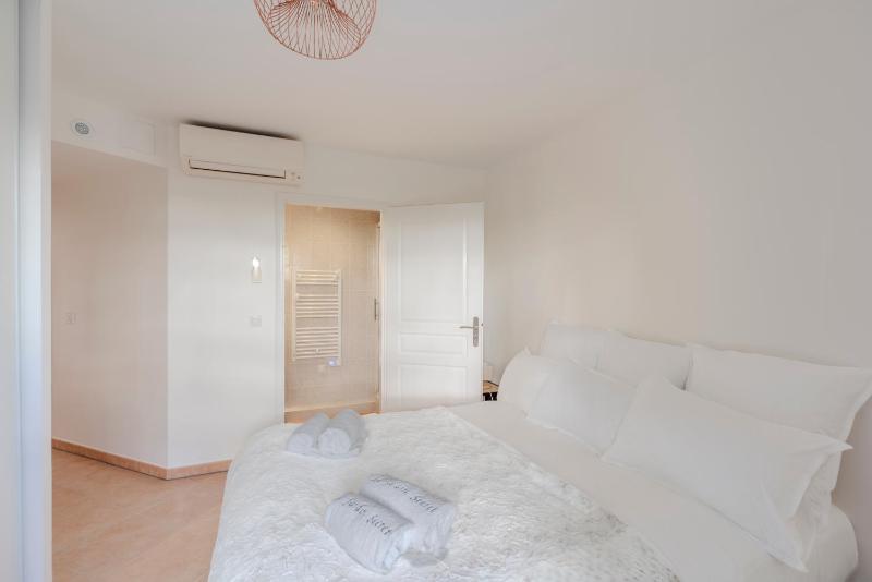 Le Jardin Secret by Golden Riviera Terrasses & accès plage - image 9