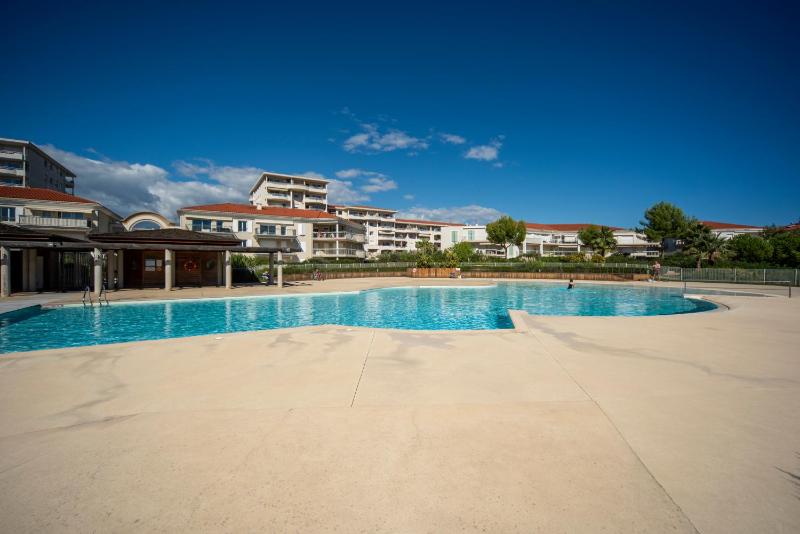 Le Jardin Secret by Golden Riviera Terrasses & accès plage - image 19
