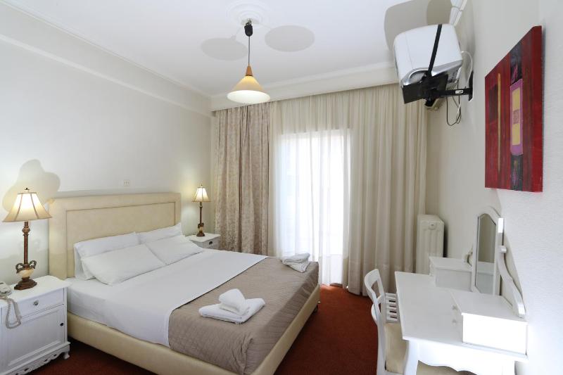 Athens Delta Hotel - image 11
