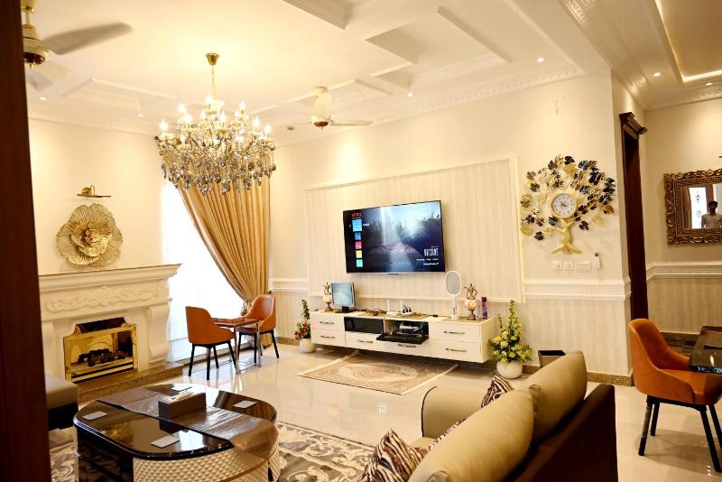 Spanish House DHA-6 Raya Golf and Fairways Commercial - image 1
