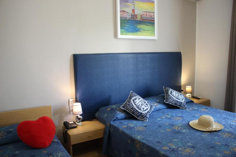 Triple Room image 1