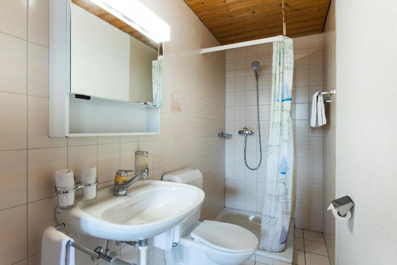 Budget Double Room image 3